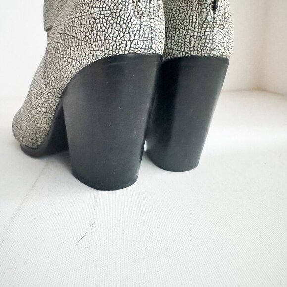 Rag & Bone Newbury Crackled Leather Classic Back Zip Booties 40 - Picture 5 of 10